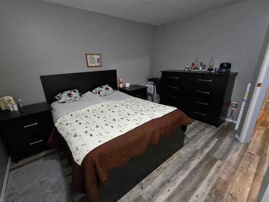 MLS&reg; # A2271130 - 425A 7 Street N in NONE Picture Butte, Residential Open Houses