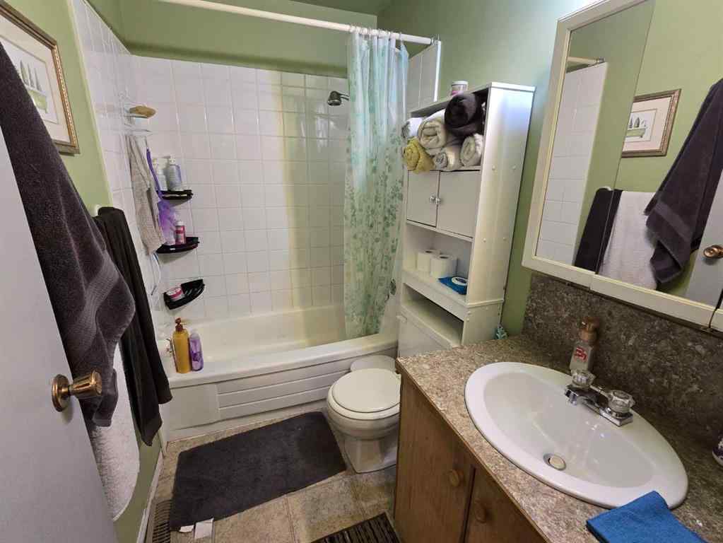 MLS&reg; # A2271130 - 425A 7 Street N in NONE Picture Butte, Residential Open Houses