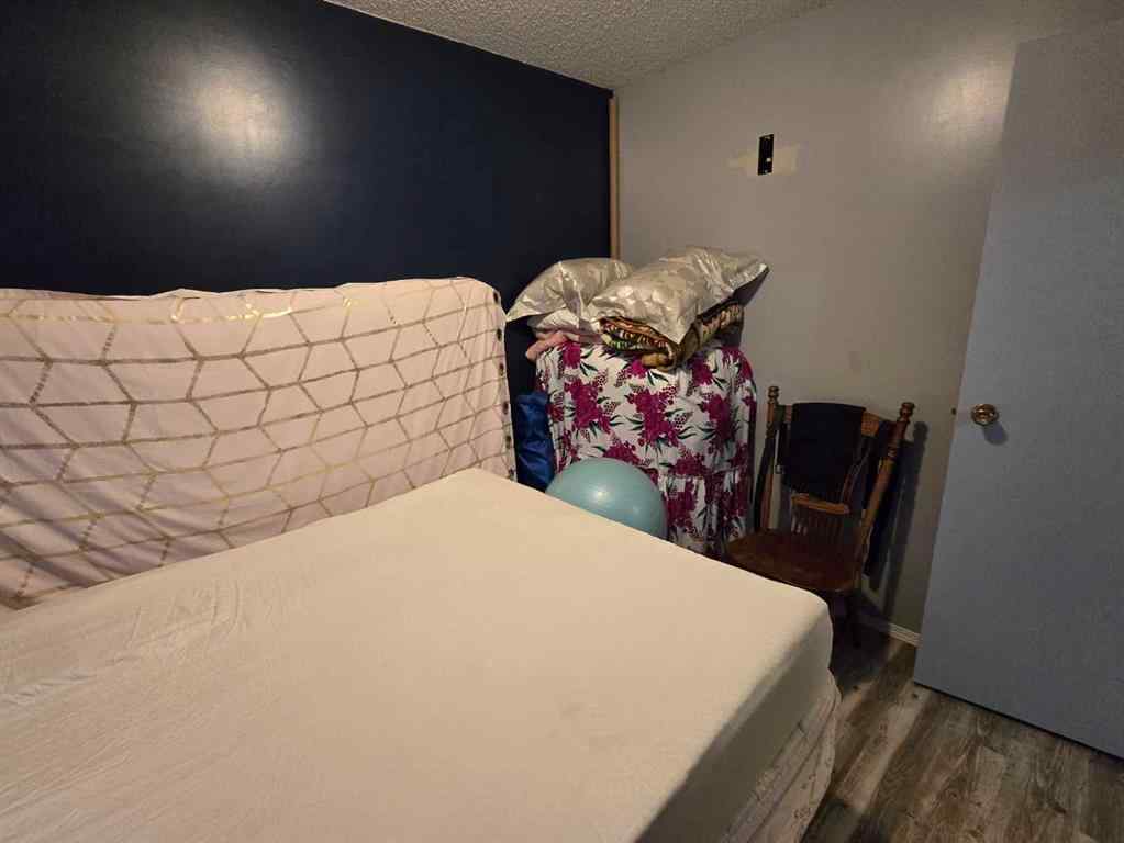 MLS&reg; # A2271130 - 425A 7 Street N in NONE Picture Butte, Residential Open Houses