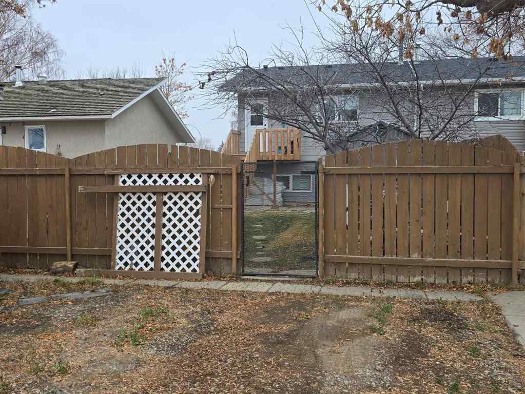 MLS&reg; # A2271130 - 425A 7 Street N in NONE Picture Butte, Residential Open Houses