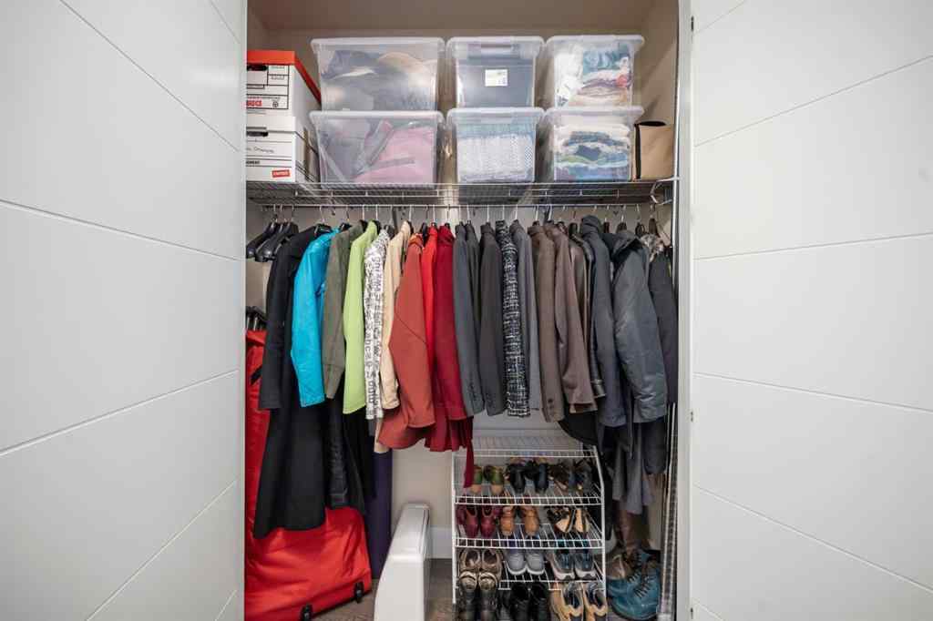 MLS&reg; # A2271131 - Unit #303 11 Burma Star Road SW in Currie Barracks Calgary, Residential Open Houses