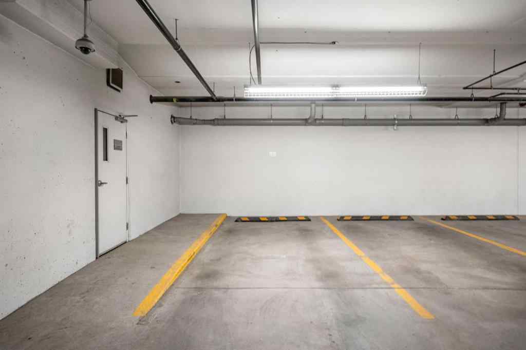 MLS&reg; # A2271131 - Unit #303 11 Burma Star Road SW in Currie Barracks Calgary, Residential Open Houses