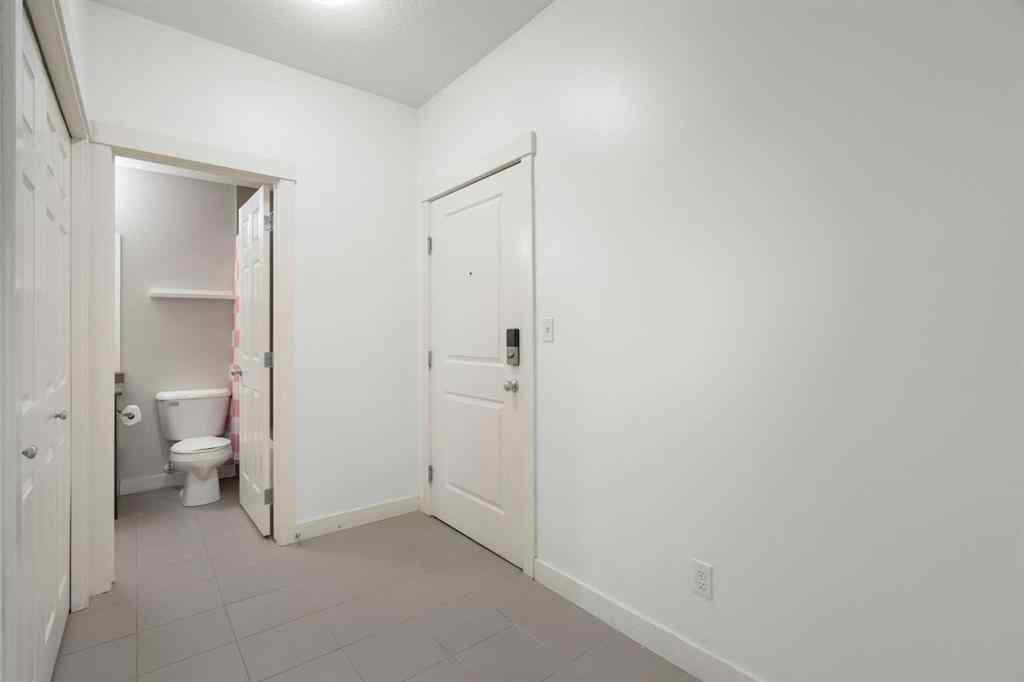 MLS&reg; # A2271133 - Unit #113 3950 46 Avenue NW in Varsity Calgary, Residential Open Houses