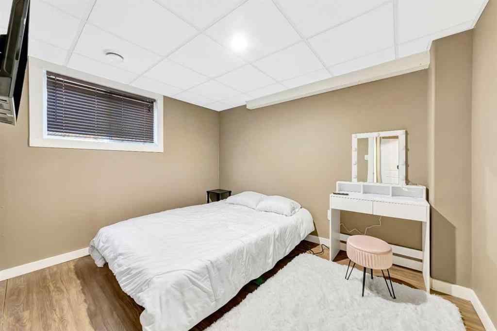 MLS&reg; # A2271134 - 5221 15 Street  in College Park Lloydminster, Residential Open Houses