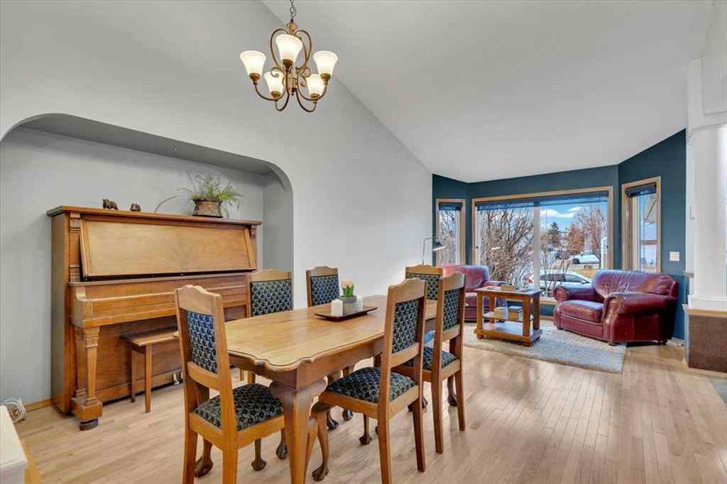 MLS&reg; # A2271137 - 507 Sheep River Close  in Sheep River Ridge Okotoks, Residential Open Houses