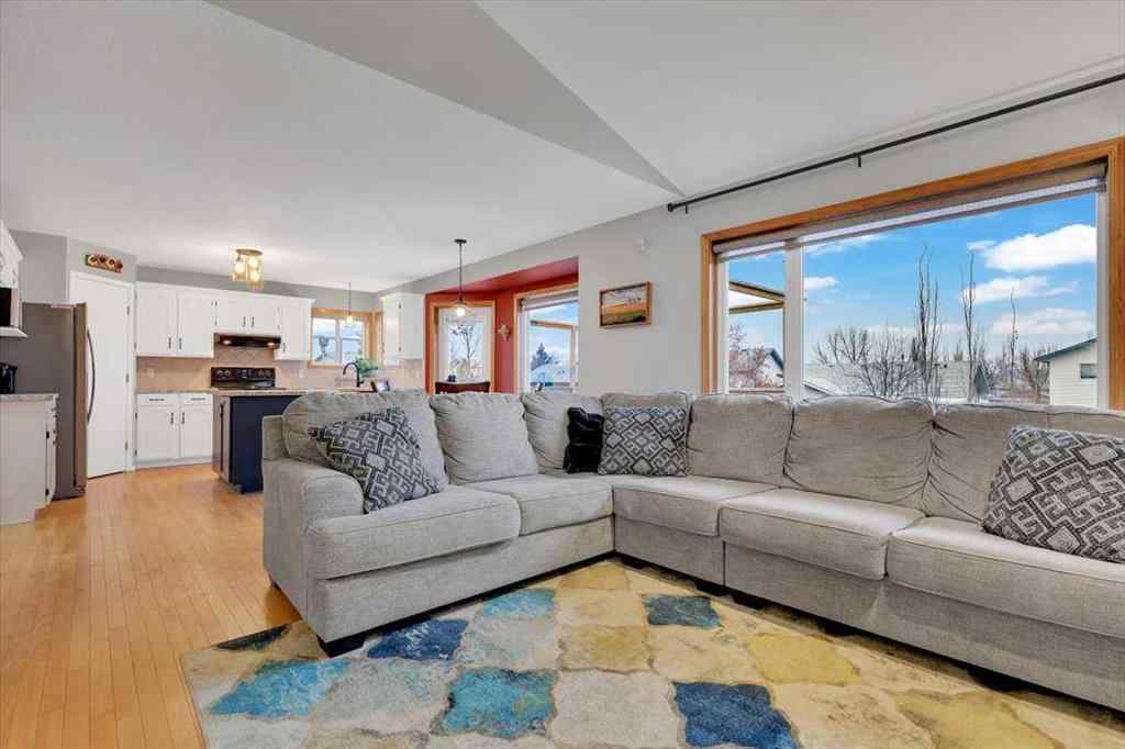 MLS&reg; # A2271137 - 507 Sheep River Close  in Sheep River Ridge Okotoks, Residential Open Houses