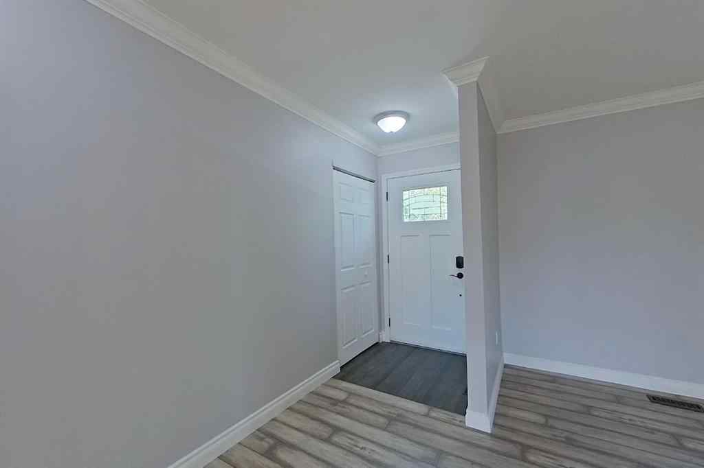 MLS&reg; # A2271138 - 4914 59 Street  in Athabasca Town Athabasca, Residential Open Houses