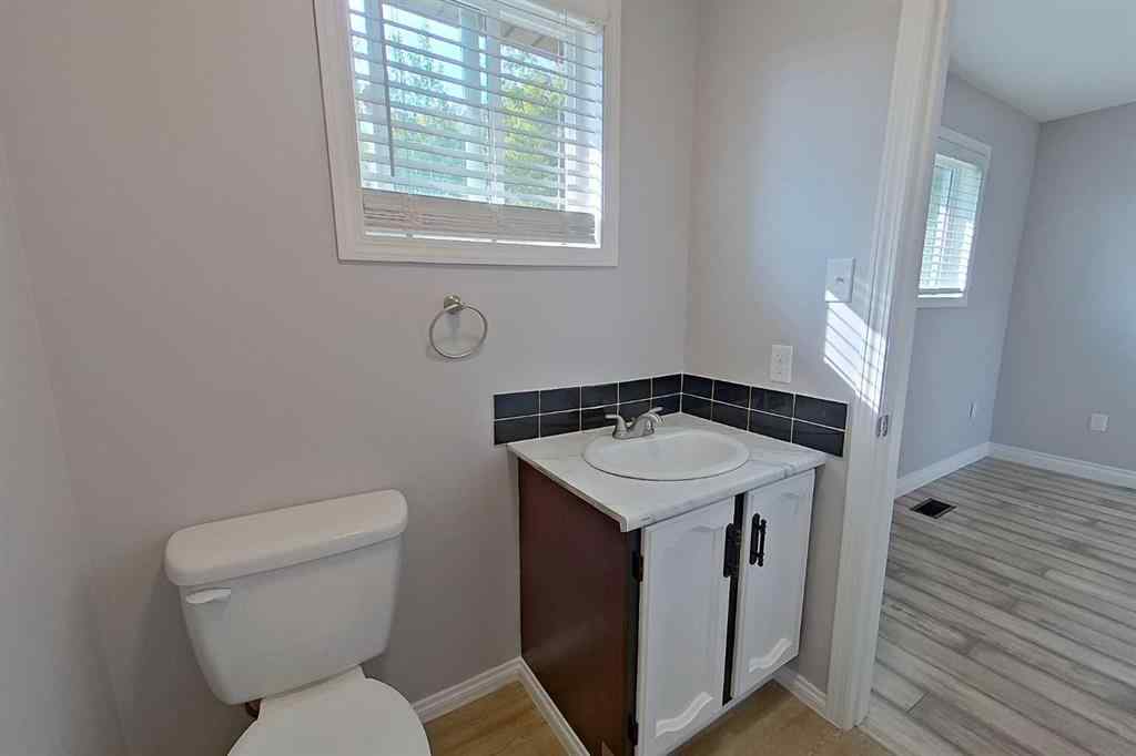 MLS&reg; # A2271138 - 4914 59 Street  in Athabasca Town Athabasca, Residential Open Houses