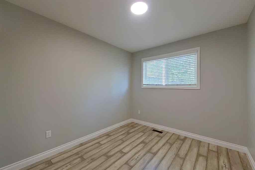 MLS&reg; # A2271138 - 4914 59 Street  in Athabasca Town Athabasca, Residential Open Houses