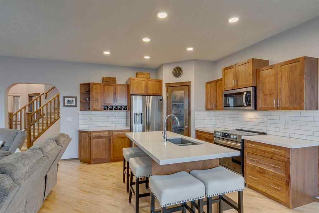 MLS&reg; # A2271143 - 100 Royal Oak Terrace NW in Royal Oak Calgary, Residential Open Houses