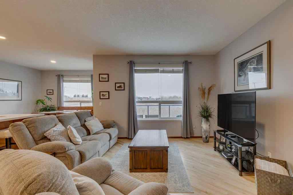 MLS&reg; # A2271143 - 100 Royal Oak Terrace NW in Royal Oak Calgary, Residential Open Houses