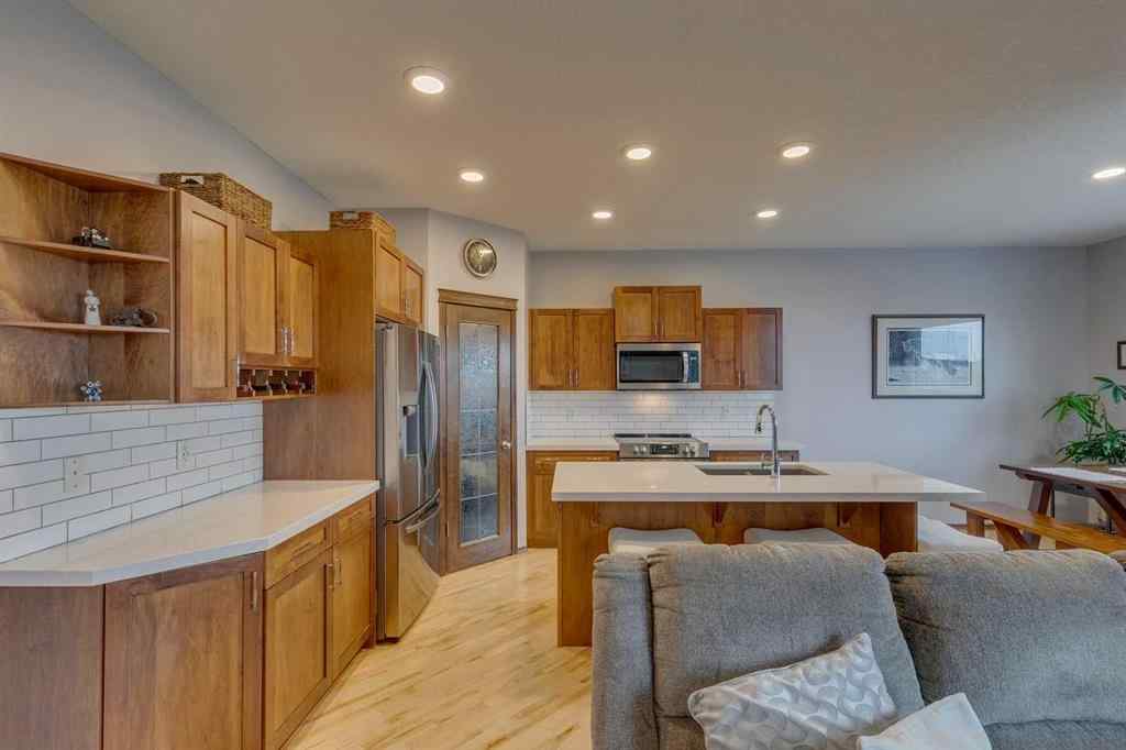 MLS&reg; # A2271143 - 100 Royal Oak Terrace NW in Royal Oak Calgary, Residential Open Houses