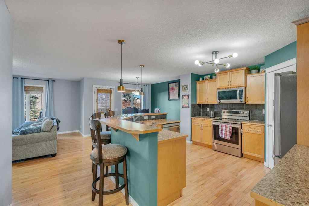 MLS&reg; # A2271145 - 6 Morningside Landing SW in Morningside Airdrie, Residential Open Houses