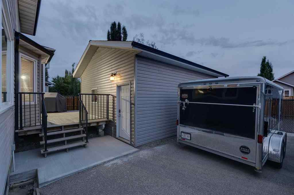 MLS&reg; # A2271147 - 51 Edendale Crescent SE in Edgewater Airdrie, Residential Open Houses