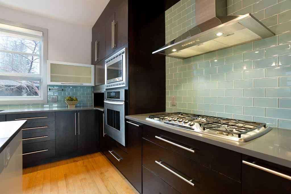 MLS&reg; # A2271149 - 715 32 Street NW in Parkdale Calgary, Residential Open Houses