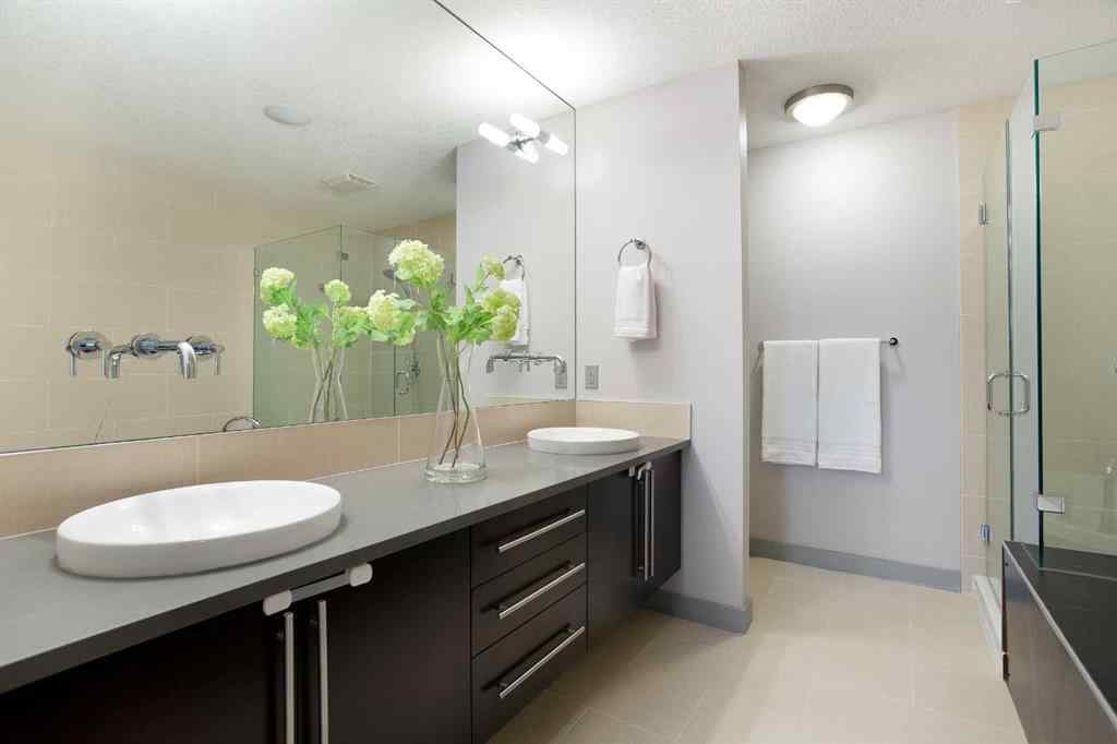 MLS&reg; # A2271149 - 715 32 Street NW in Parkdale Calgary, Residential Open Houses