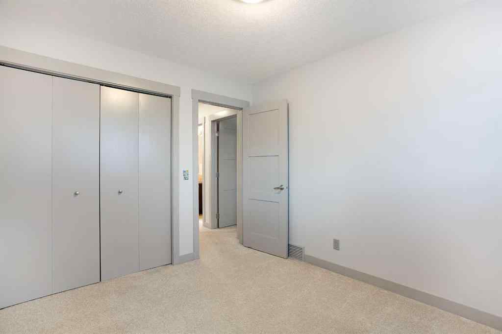 MLS&reg; # A2271149 - 715 32 Street NW in Parkdale Calgary, Residential Open Houses