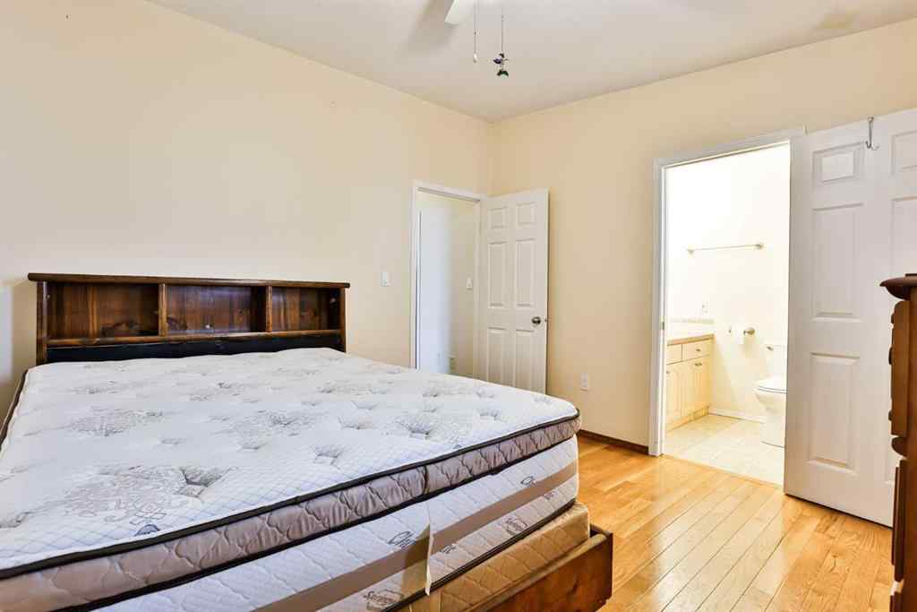 MLS&reg; # A2271155 - 4622 Miners Road  in NONE Coalhurst, Residential Open Houses