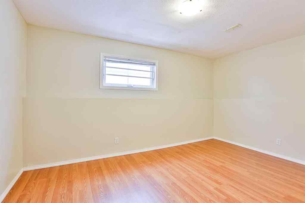 MLS&reg; # A2271155 - 4622 Miners Road  in NONE Coalhurst, Residential Open Houses