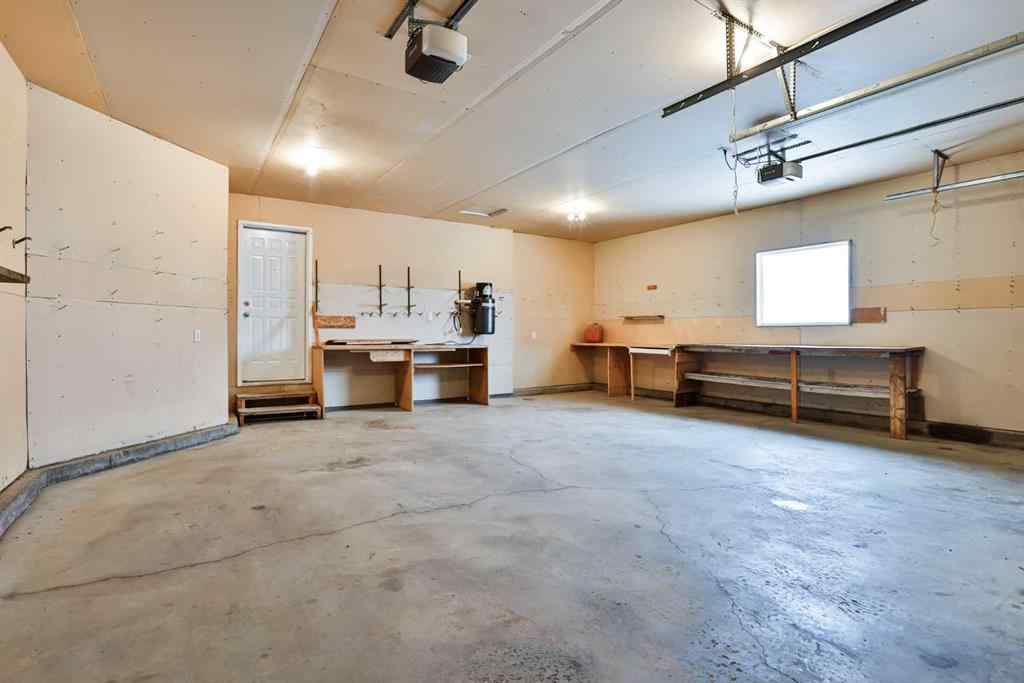 MLS&reg; # A2271155 - 4622 Miners Road  in NONE Coalhurst, Residential Open Houses