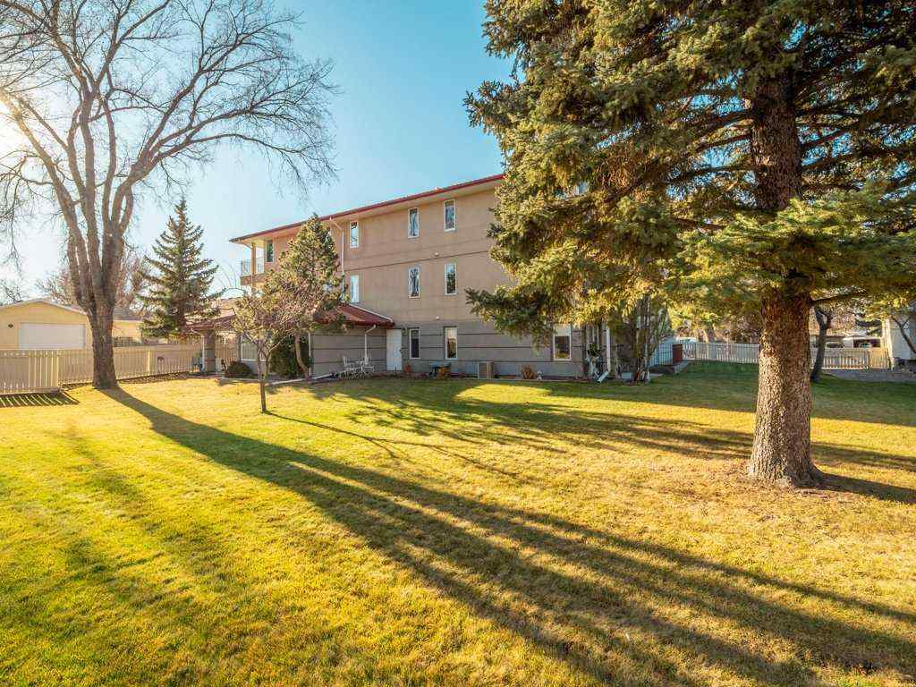 MLS&reg; # A2271156 - Unit #31C 2311 19 Street  in NONE Coaldale, Residential Open Houses