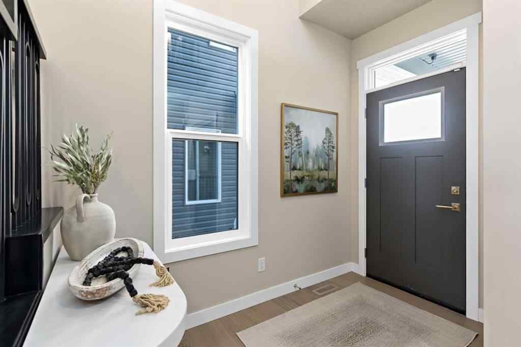 MLS&reg; # A2271162 - 28 Southborough Lane  in Southbow Landing Cochrane, Residential Open Houses