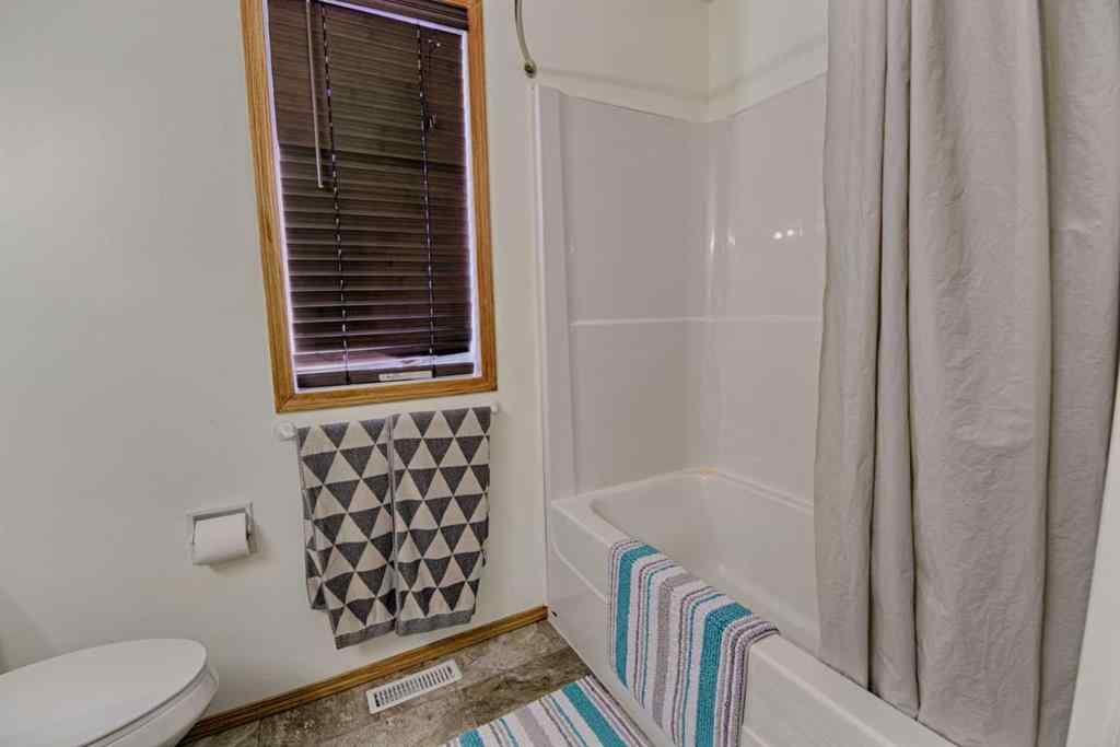 MLS&reg; # A2271163 - 11225 Range Road 72   in NONE Rural Cypress County, Residential Open Houses