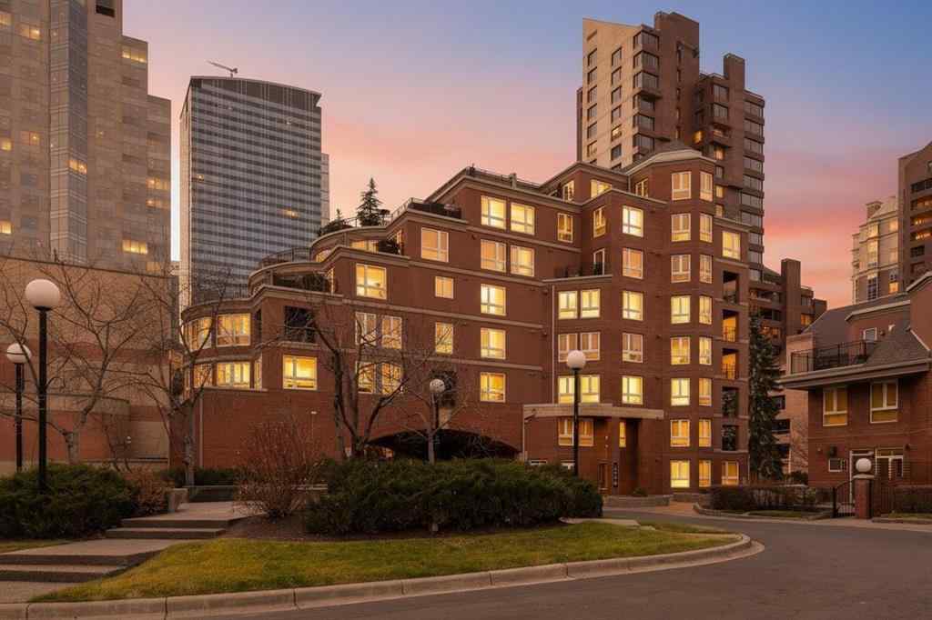 MLS® # A2271165 - Unit #1202 400 Eau Claire Avenue SW in Eau Claire Calgary, Residential Open Houses