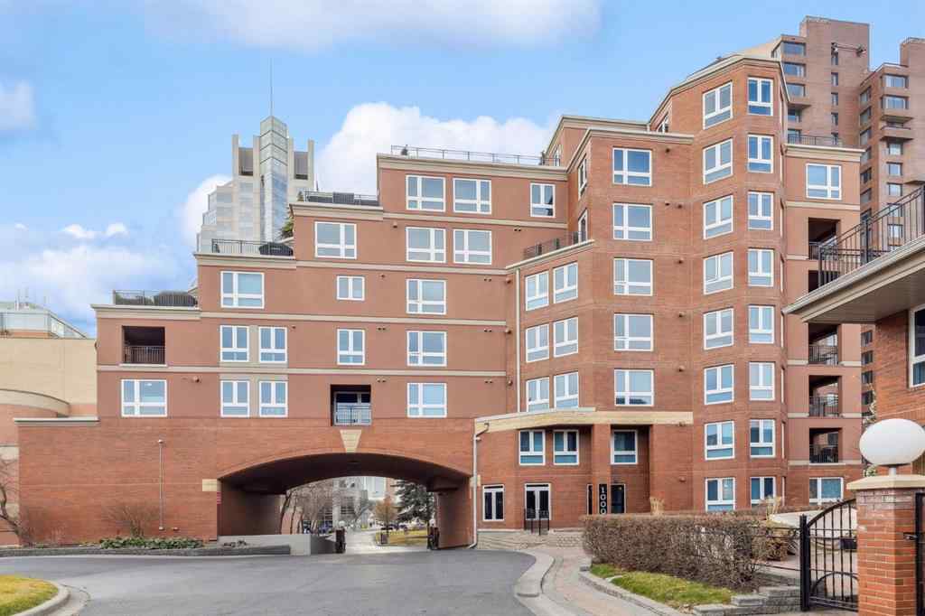 MLS® # A2271165 - Unit #1202 400 Eau Claire Avenue SW in Eau Claire Calgary, Residential Open Houses