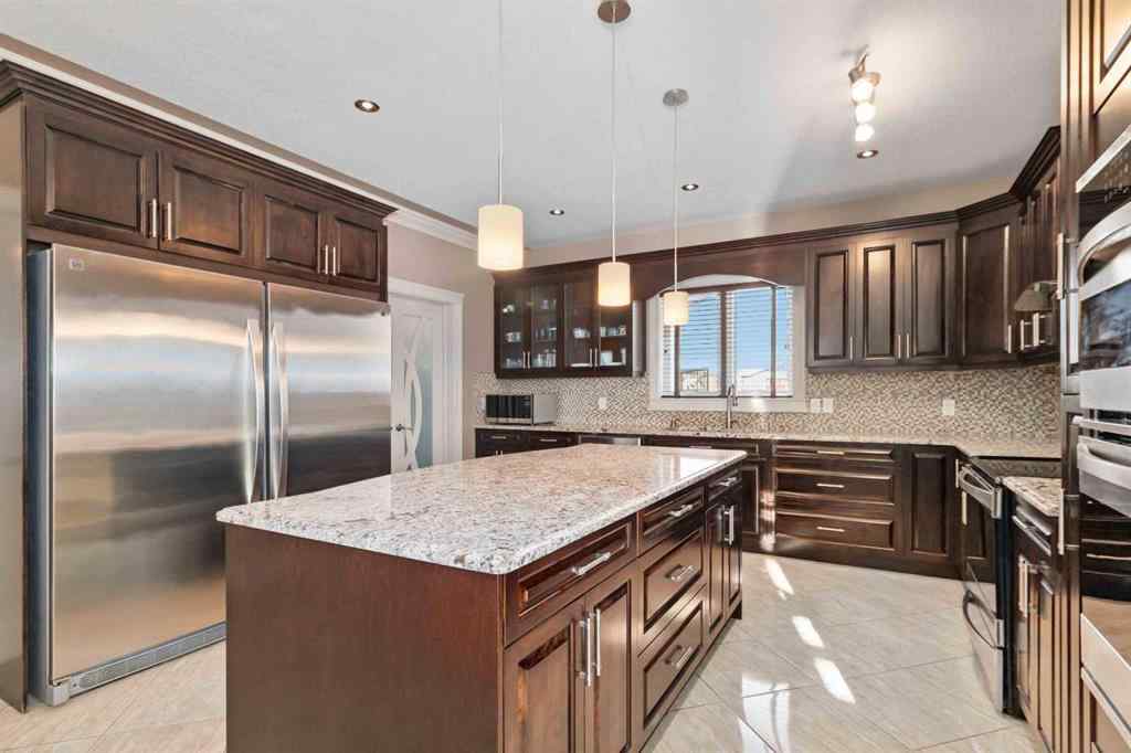 MLS&reg; # A2271166 - 131 Falcon Green  in Eagle Ridge Fort McMurray, Residential Open Houses