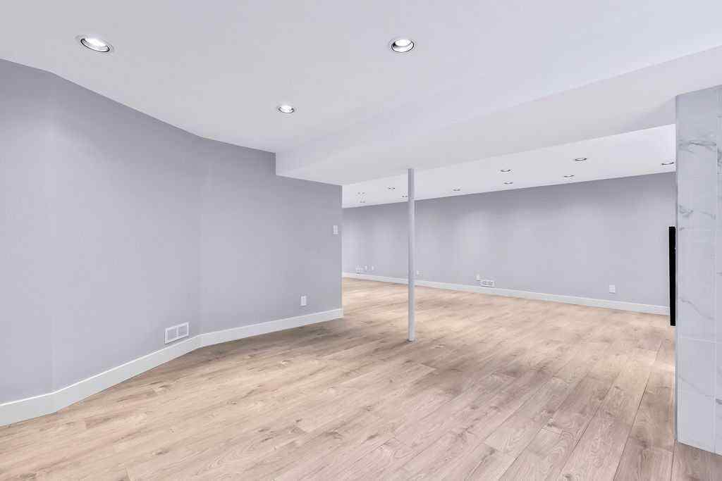 MLS&reg; # A2271169 - 100 Haysboro Crescent SW in Haysboro Calgary, Residential Open Houses