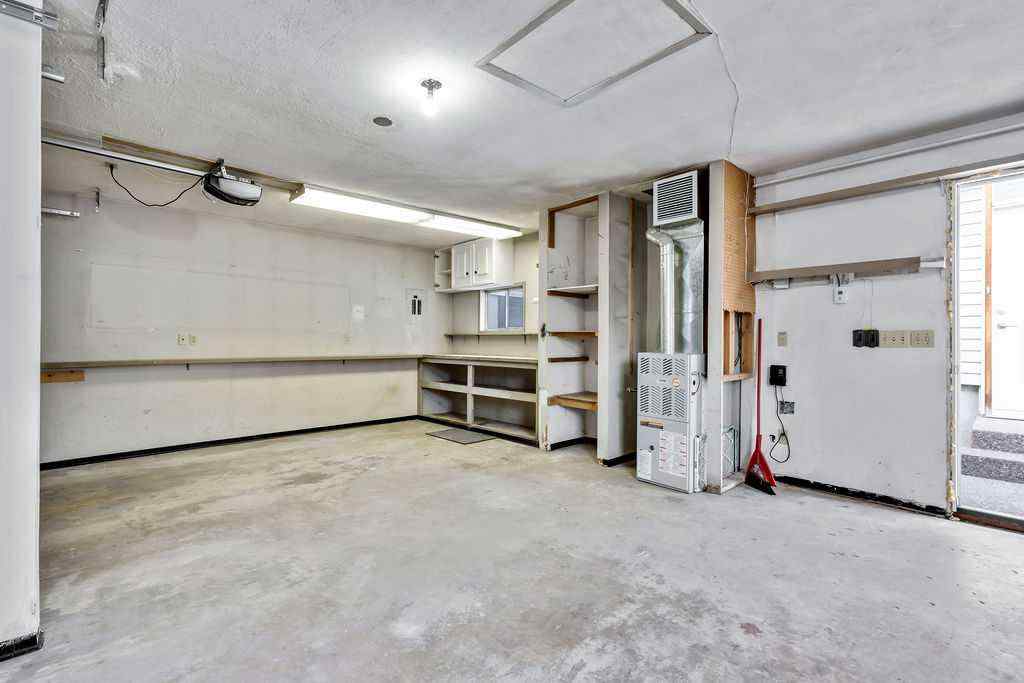 MLS&reg; # A2271169 - 100 Haysboro Crescent SW in Haysboro Calgary, Residential Open Houses