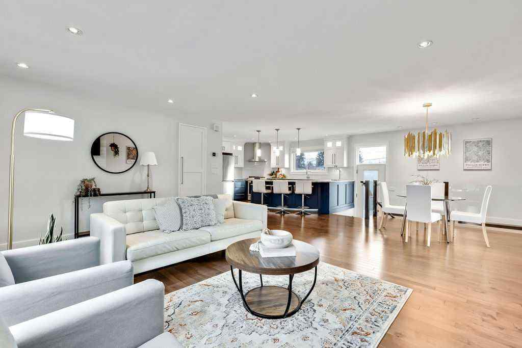 MLS&reg; # A2271169 - 100 Haysboro Crescent SW in Haysboro Calgary, Residential Open Houses