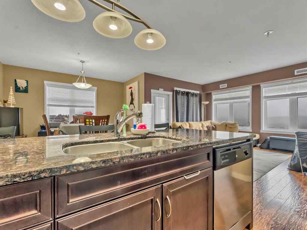 MLS&reg; # A2271170 - Unit #322 19 Terrace View NE in Terrace Medicine Hat, Residential Open Houses