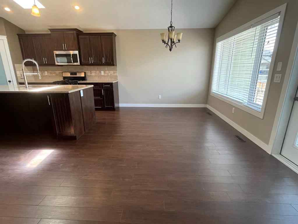 MLS&reg; # A2271171 - 295 Sixmile Ridge S in Southgate Lethbridge, Residential Open Houses