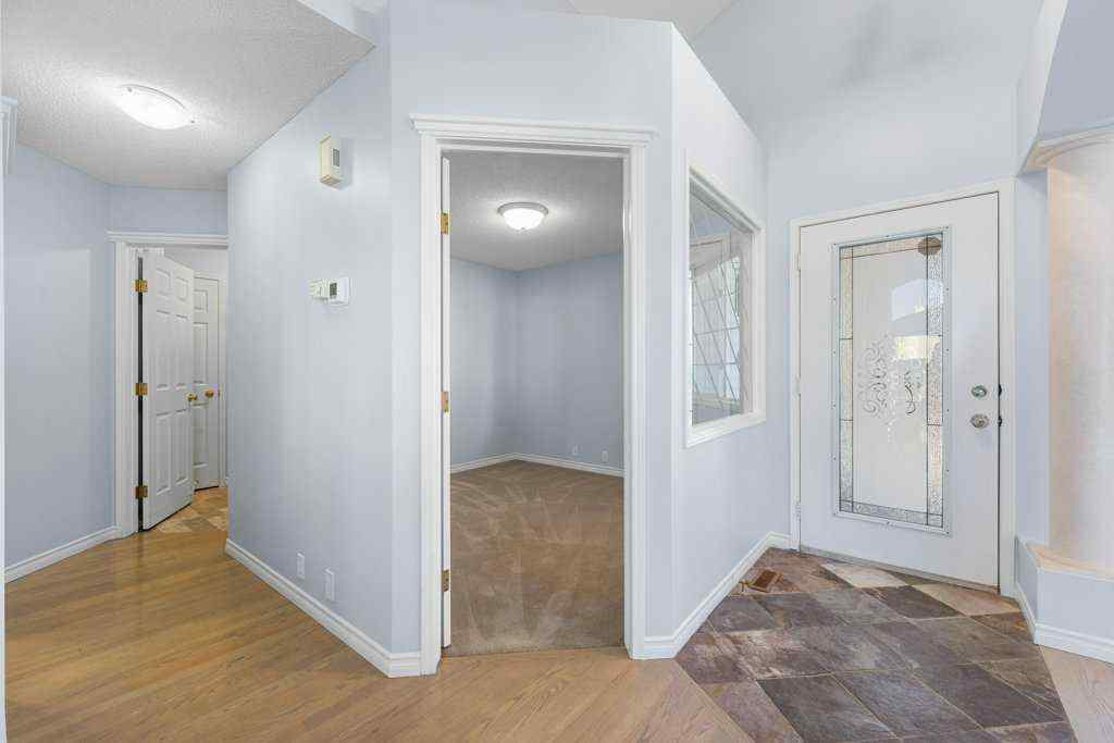 MLS&reg; # A2271177 - 58 Chaparral Close SE in Chaparral Calgary, Residential Open Houses