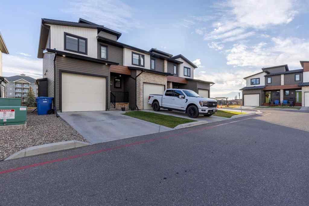 MLS&reg; # A2271178 - Unit #1 474 Highlands Boulevard W in West Highlands Lethbridge, Residential Open Houses