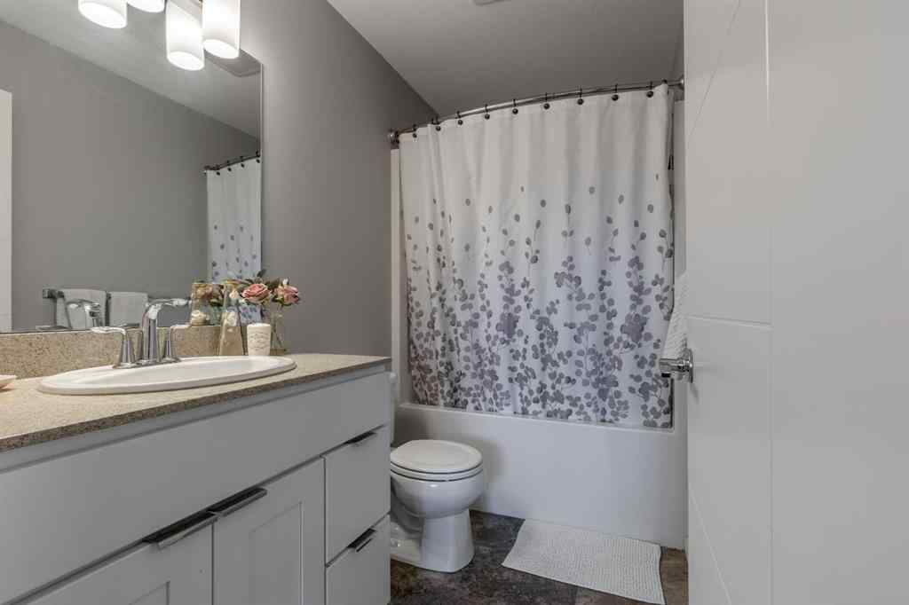 MLS&reg; # A2271178 - Unit #1 474 Highlands Boulevard W in West Highlands Lethbridge, Residential Open Houses