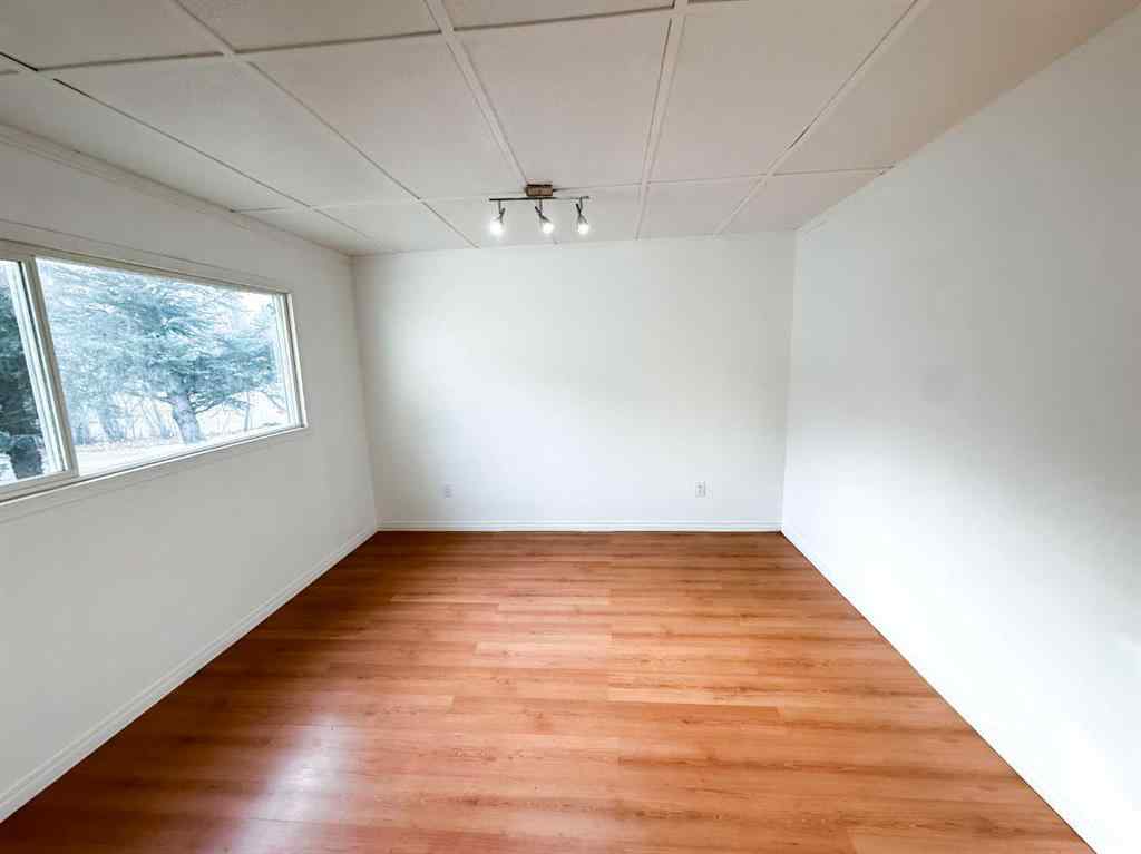 MLS&reg; # A2271187 - Unit #417 700 Carmichael Lane  in Mountain View Hinton, Mobile Open Houses