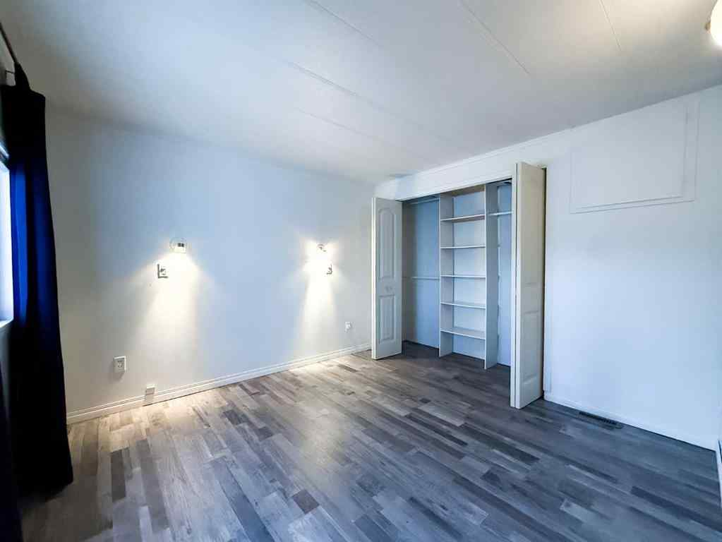 MLS&reg; # A2271187 - Unit #417 700 Carmichael Lane  in Mountain View Hinton, Mobile Open Houses