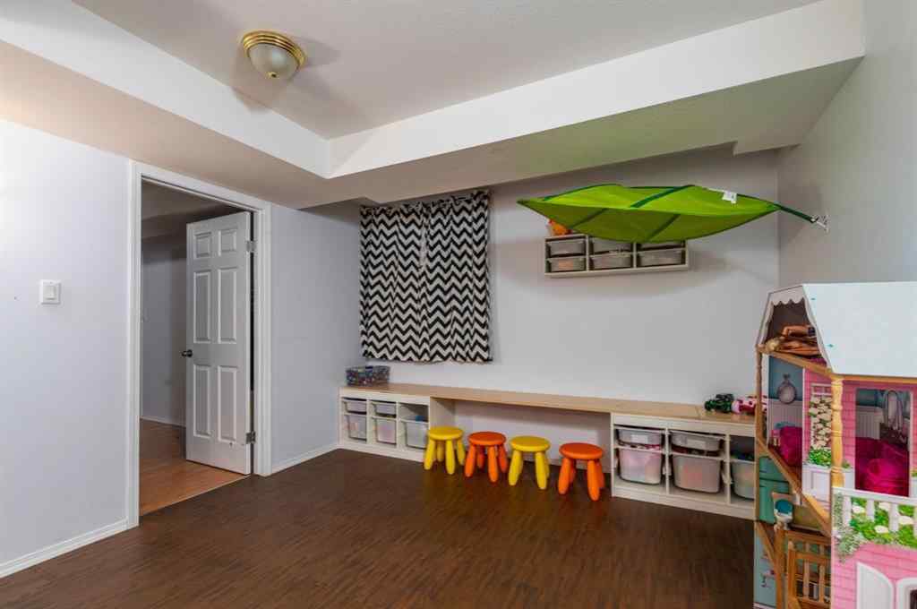 MLS&reg; # A2271188 - 2304 56 Avenue Close  in College Park Lloydminster, Residential Open Houses