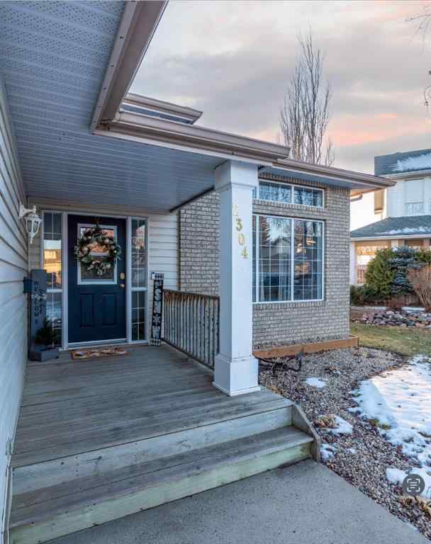 MLS&reg; # A2271188 - 2304 56 Avenue Close  in College Park Lloydminster, Residential Open Houses