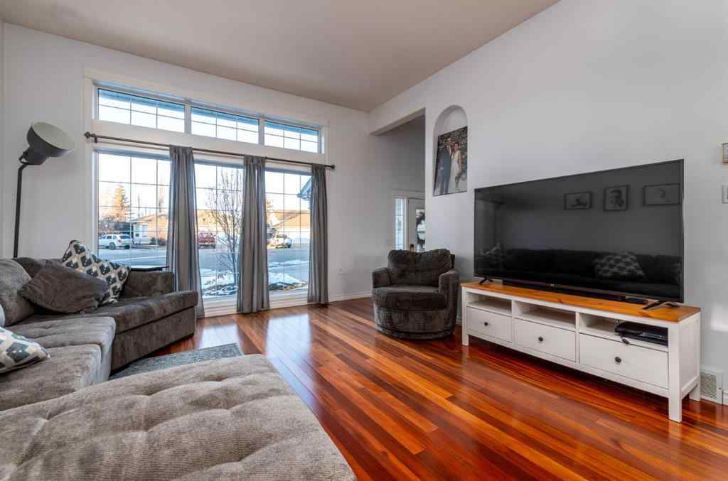 MLS&reg; # A2271188 - 2304 56 Avenue Close  in College Park Lloydminster, Residential Open Houses