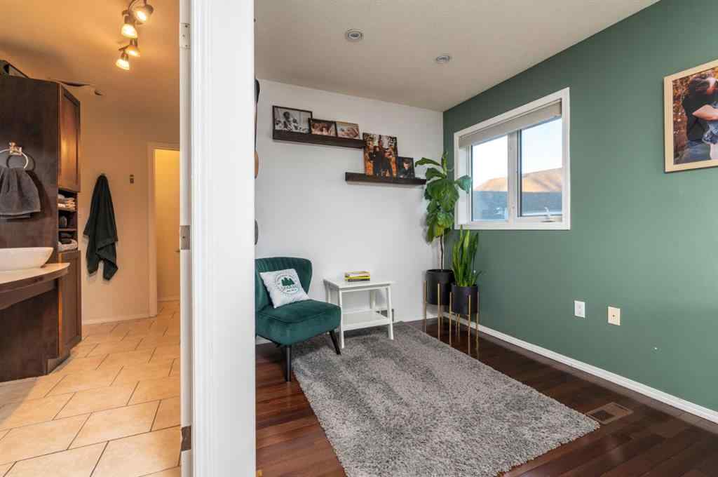 MLS&reg; # A2271188 - 2304 56 Avenue Close  in College Park Lloydminster, Residential Open Houses