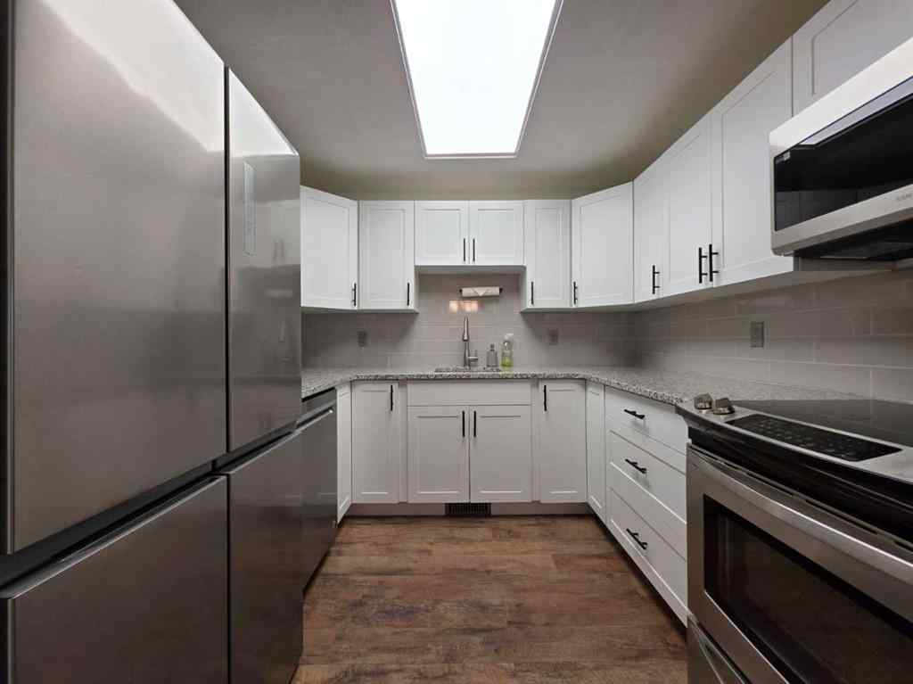 MLS&reg; # A2271192 - Unit #22 4025 Glacier Avenue S in Lakeview Lethbridge, Residential Open Houses