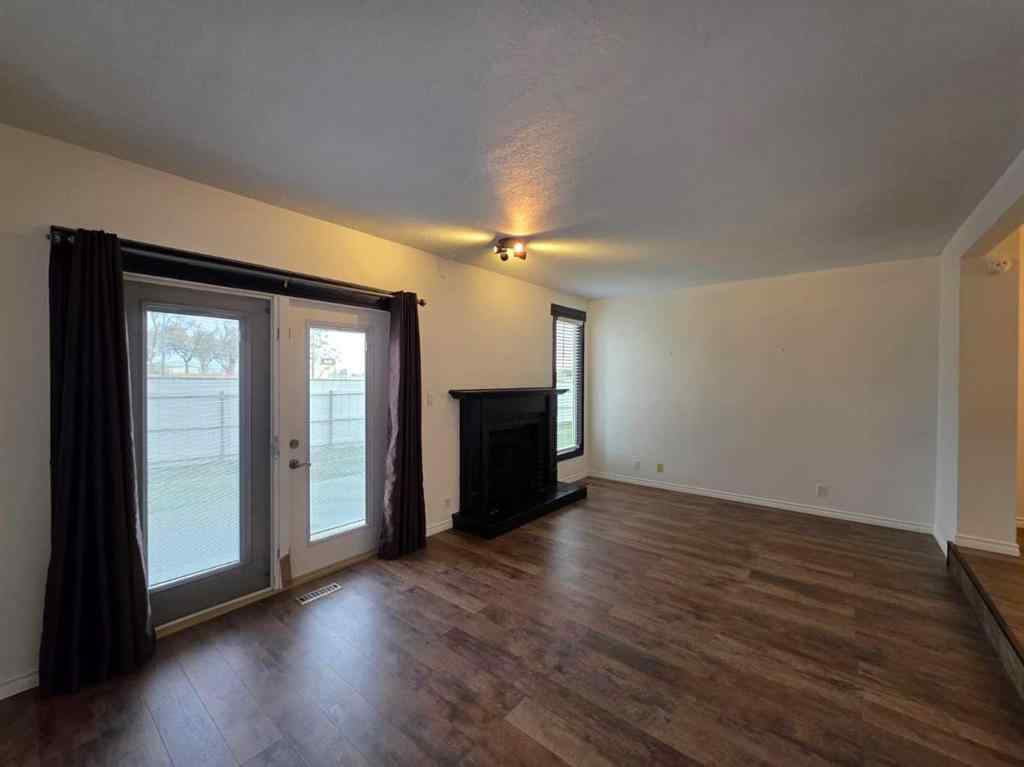 MLS&reg; # A2271192 - Unit #22 4025 Glacier Avenue S in Lakeview Lethbridge, Residential Open Houses