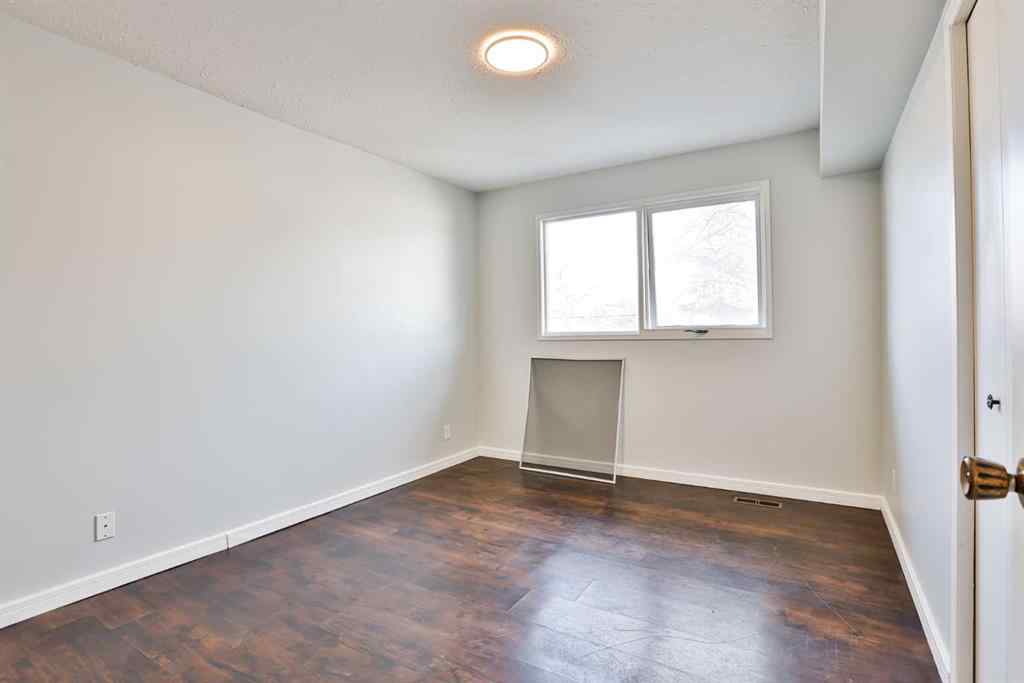 MLS&reg; # A2271193 - 1108 10 Avenue N in St Edwards Lethbridge, Residential Open Houses