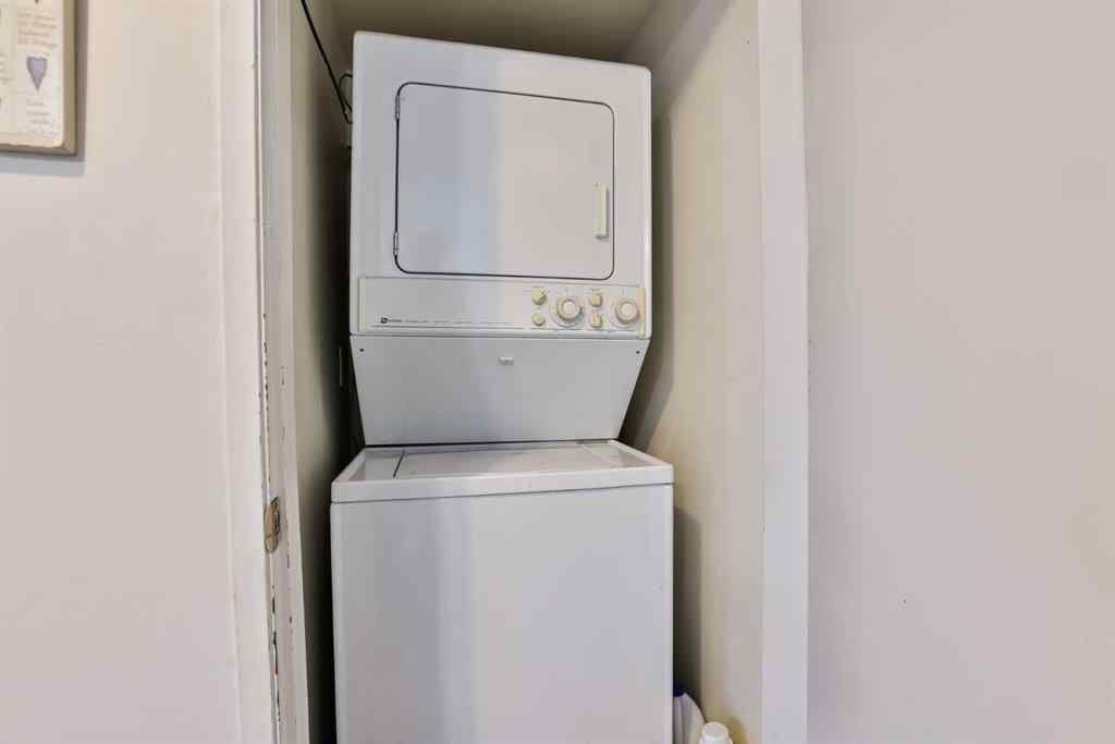 MLS&reg; # A2271193 - 1108 10 Avenue N in St Edwards Lethbridge, Residential Open Houses