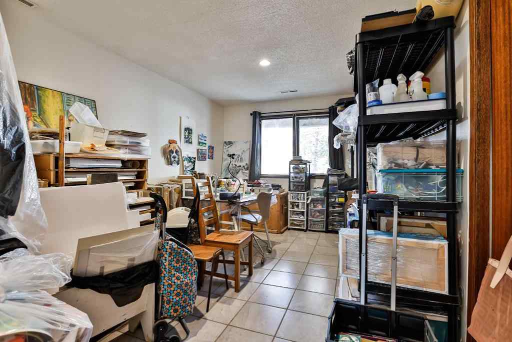 MLS&reg; # A2271193 - 1108 10 Avenue N in St Edwards Lethbridge, Residential Open Houses