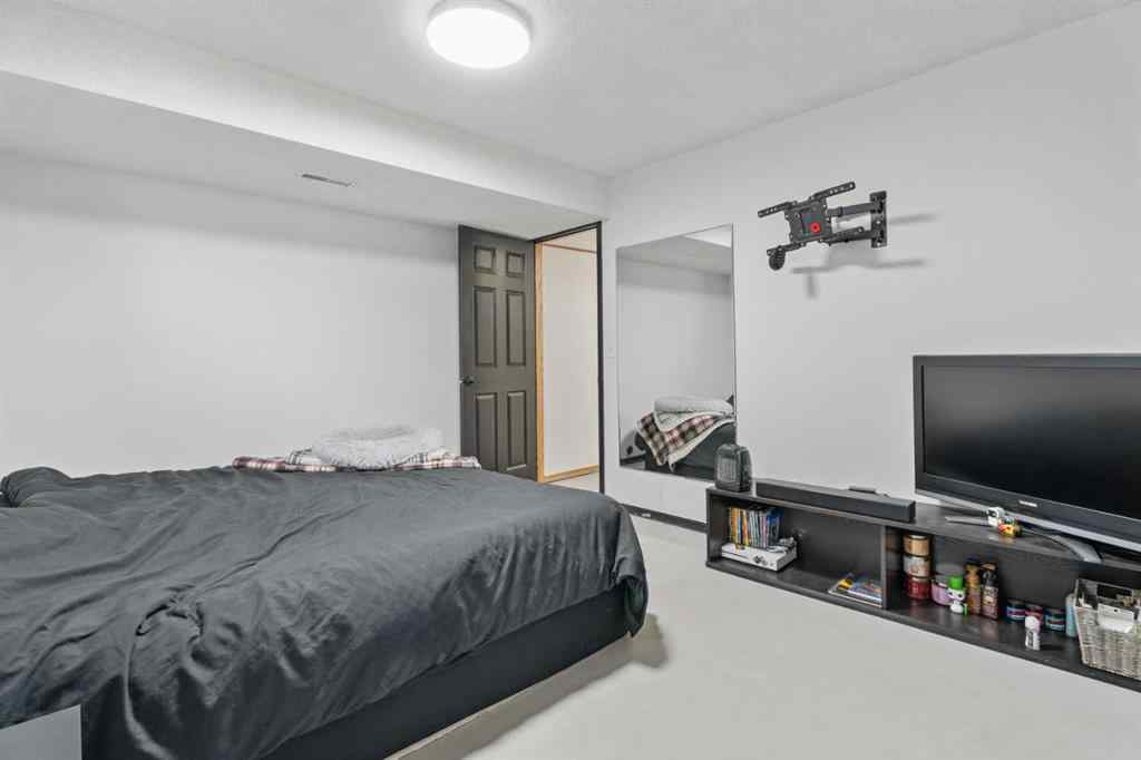 MLS&reg; # A2271196 - 51 Westfall Crescent  in Westridge Okotoks, Residential Open Houses